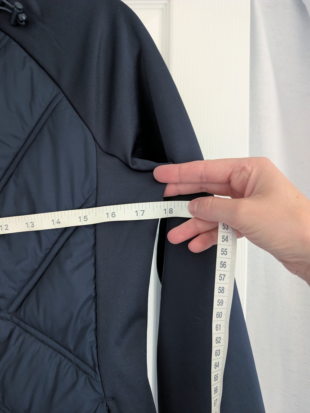 Mondetta Quilted Hybrid Jacket - Picture 8 of 11